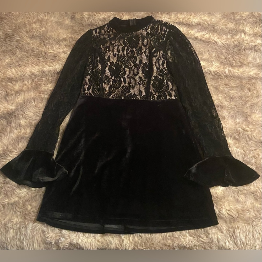 Forever 21 Dress Velvet and Lace High Neck Large like New